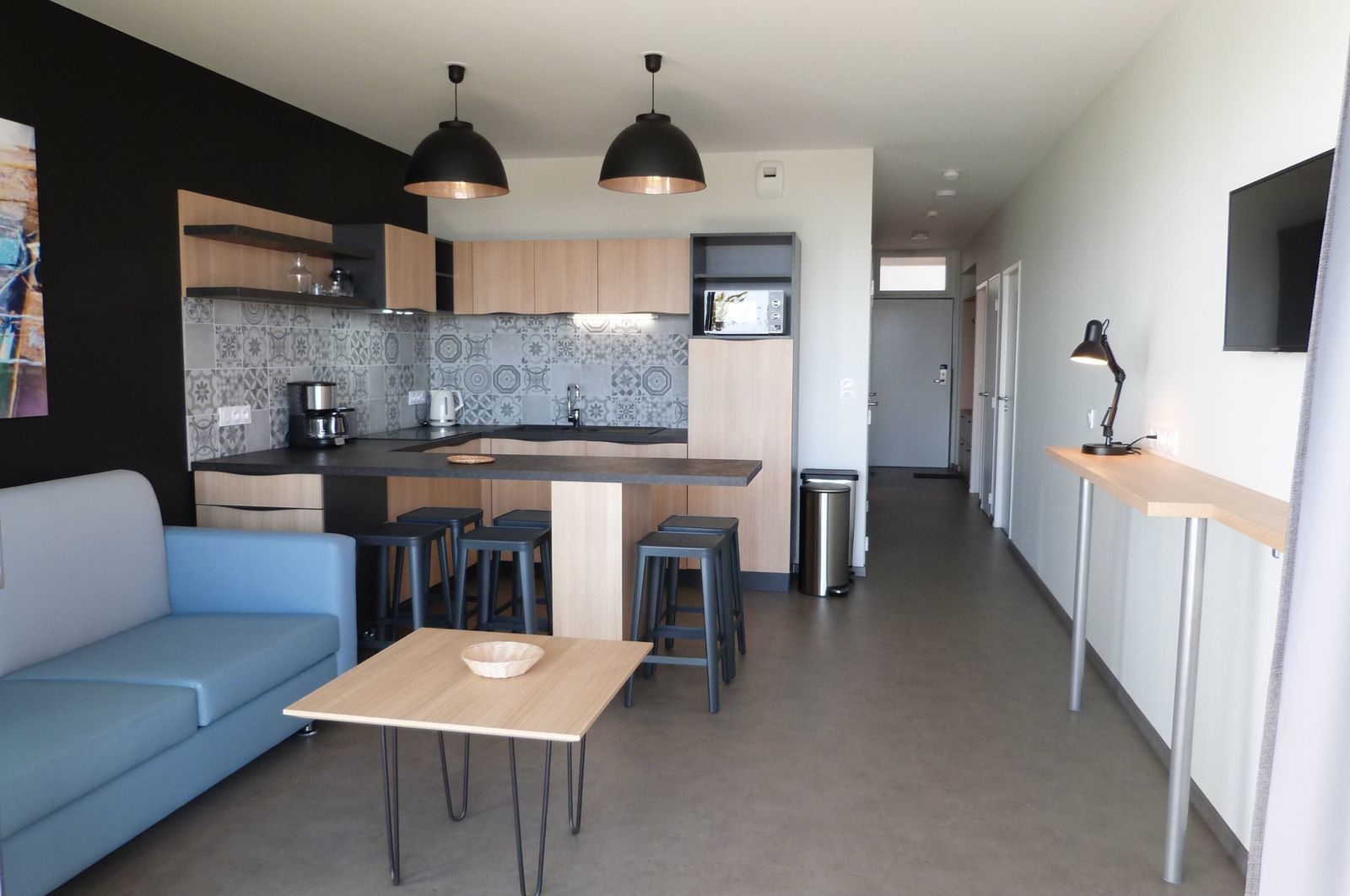 Appartement vue mer pour 2 à 6 pers, en rez-de-jardin, 2 chambres, accès direct plage